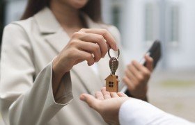 Дорогая вторичка в России