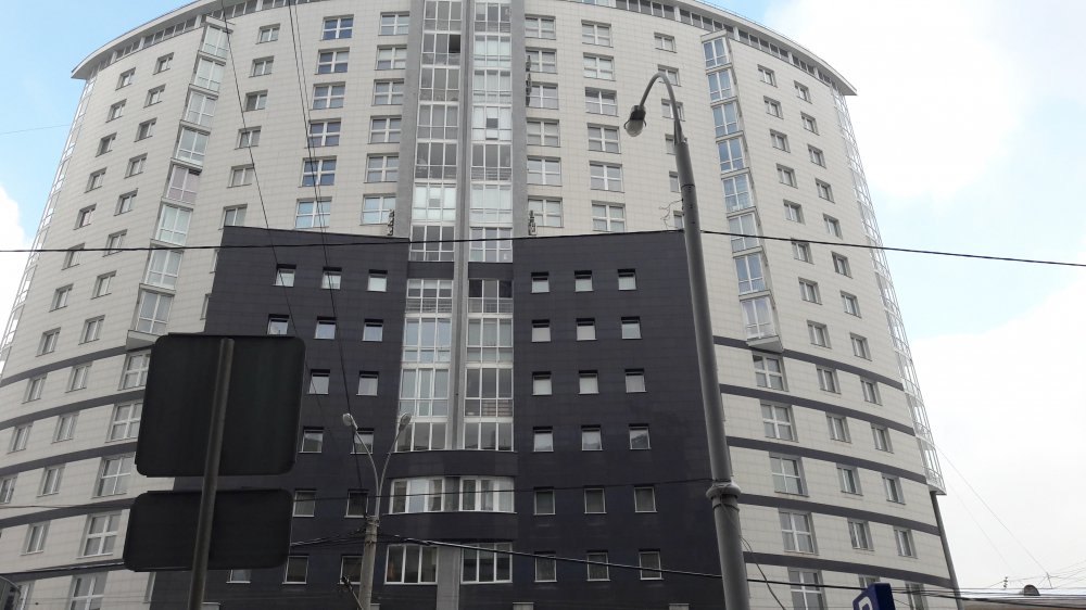 Продажа 2-х комнатной квартиры по адресу Белинского, 61