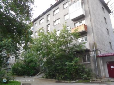 Комната в 6 к. кв., 12 м2, 3/5 эт.