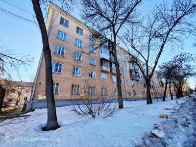 1-комнатная квартира, 37 м2, 4/5 эт.