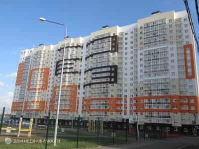 1/2 доля в 3 к. квартире, 62 м2, 6/18 эт.