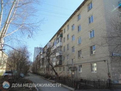 1-комнатная, 30 м2, 2/5 эт. 1-комнатная, 30 м2, 2/5 эт.