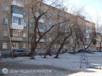 1-комнатная, 30 м2, 5/5 эт. 1-комнатная, 30 м2, 5/5 эт.