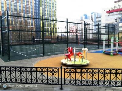 3-комнатная квартира, 141 м2, 9/14 эт.