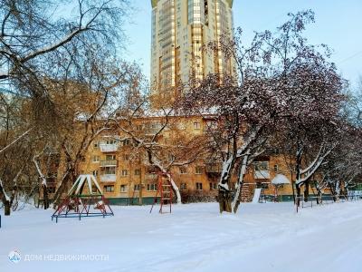 2-комнатная квартира, 43 м2, 1/5 эт.