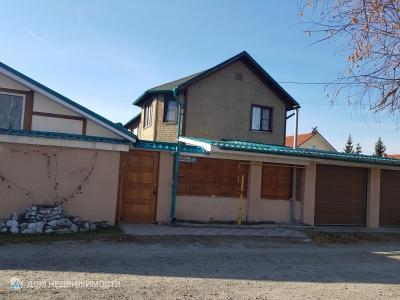 Дом, 192 м2, 2/2 эт.