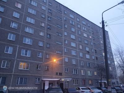 2-комнатная квартира, 43 м2, 9/9 эт.