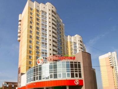 Доля в 3 к. квартире, 83 м2, 12/17 эт.