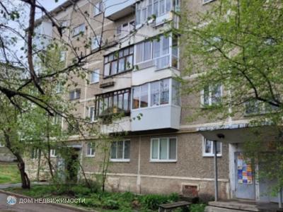 2-комнатная квартира, 42 м2, 1/5 эт.